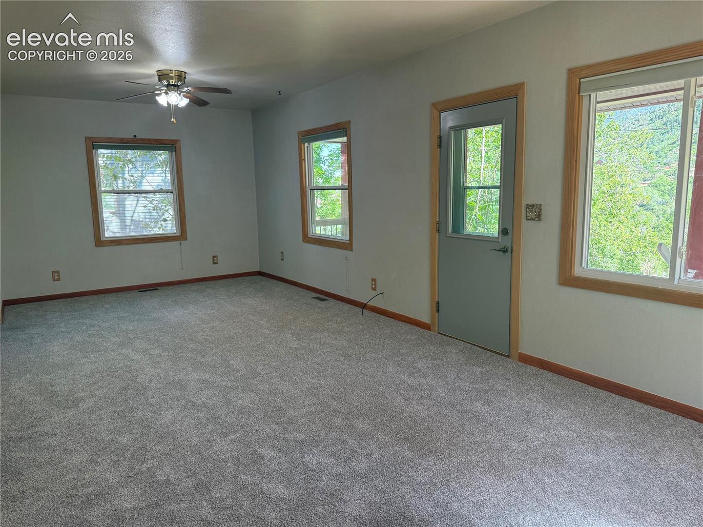 208 Iron Rd, Manitou Springs, CO 80829