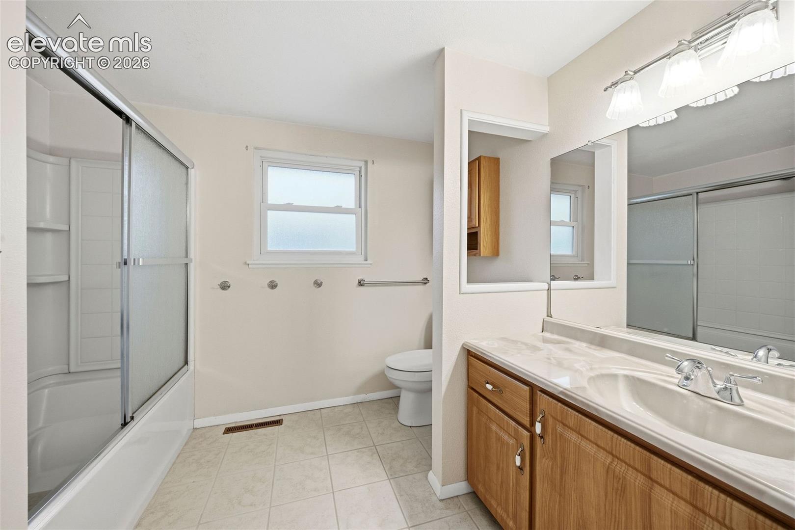 Upstairs Bathroom