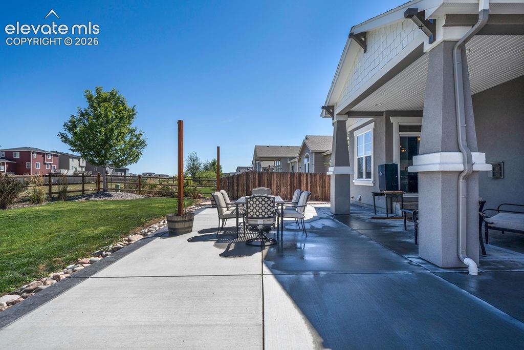 Photo 6 of 12638 Windingwalk Drive, Peyton