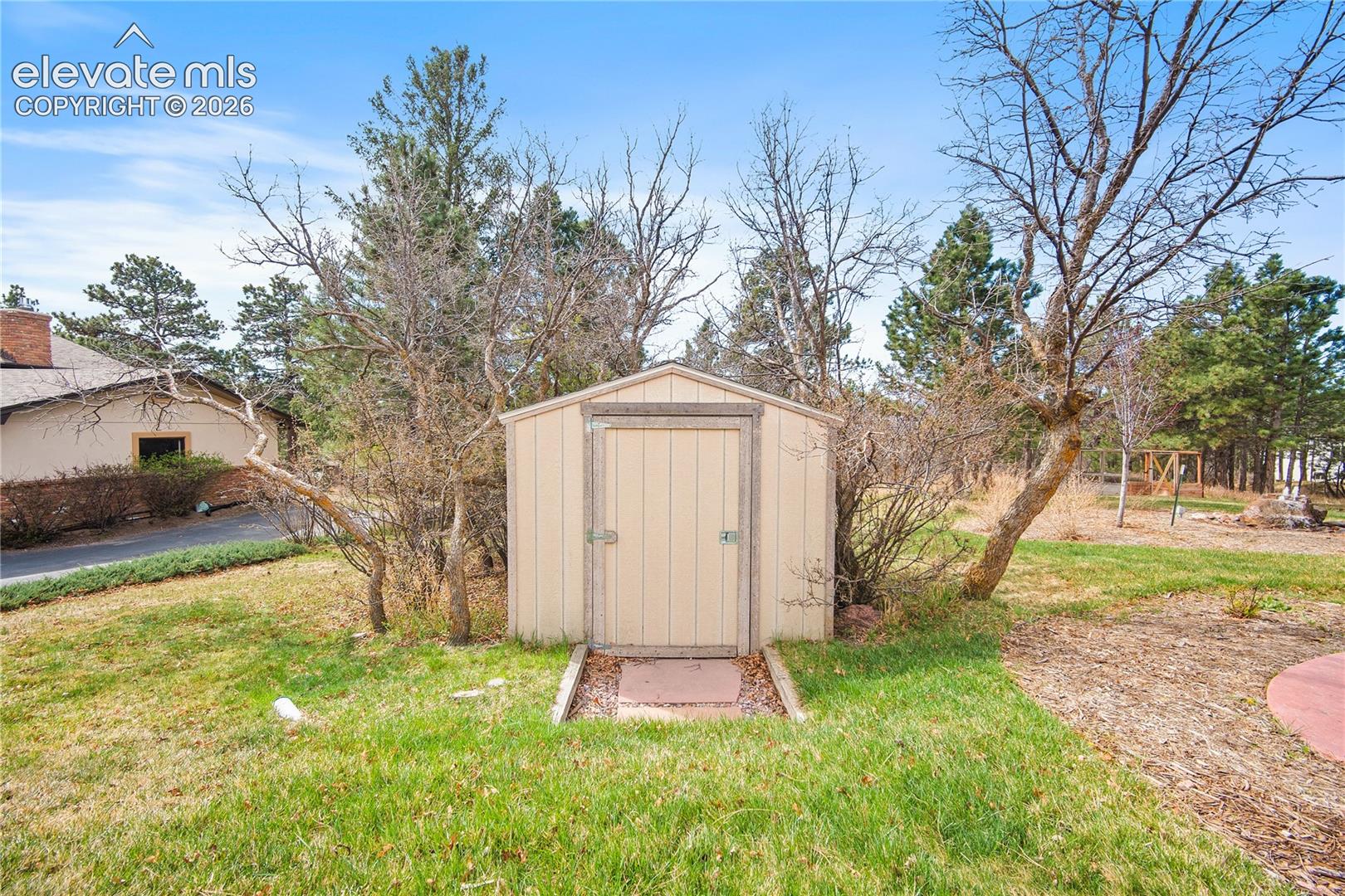 Storage shed