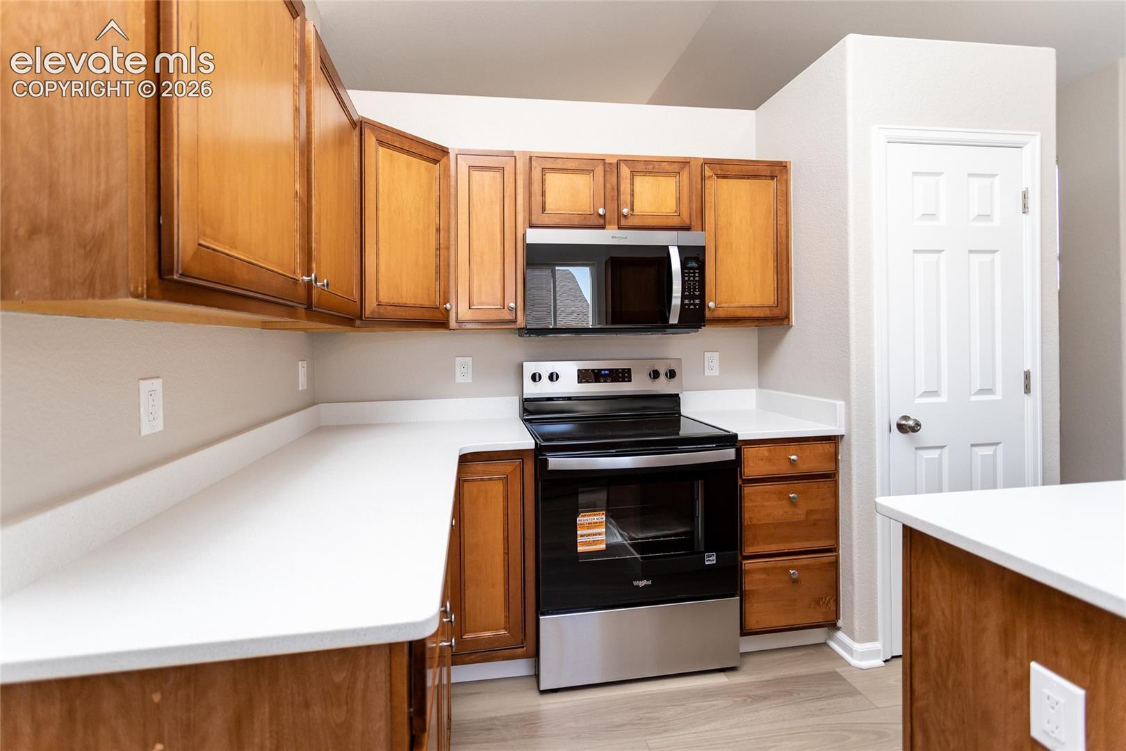 All stainless steel appliances stay!