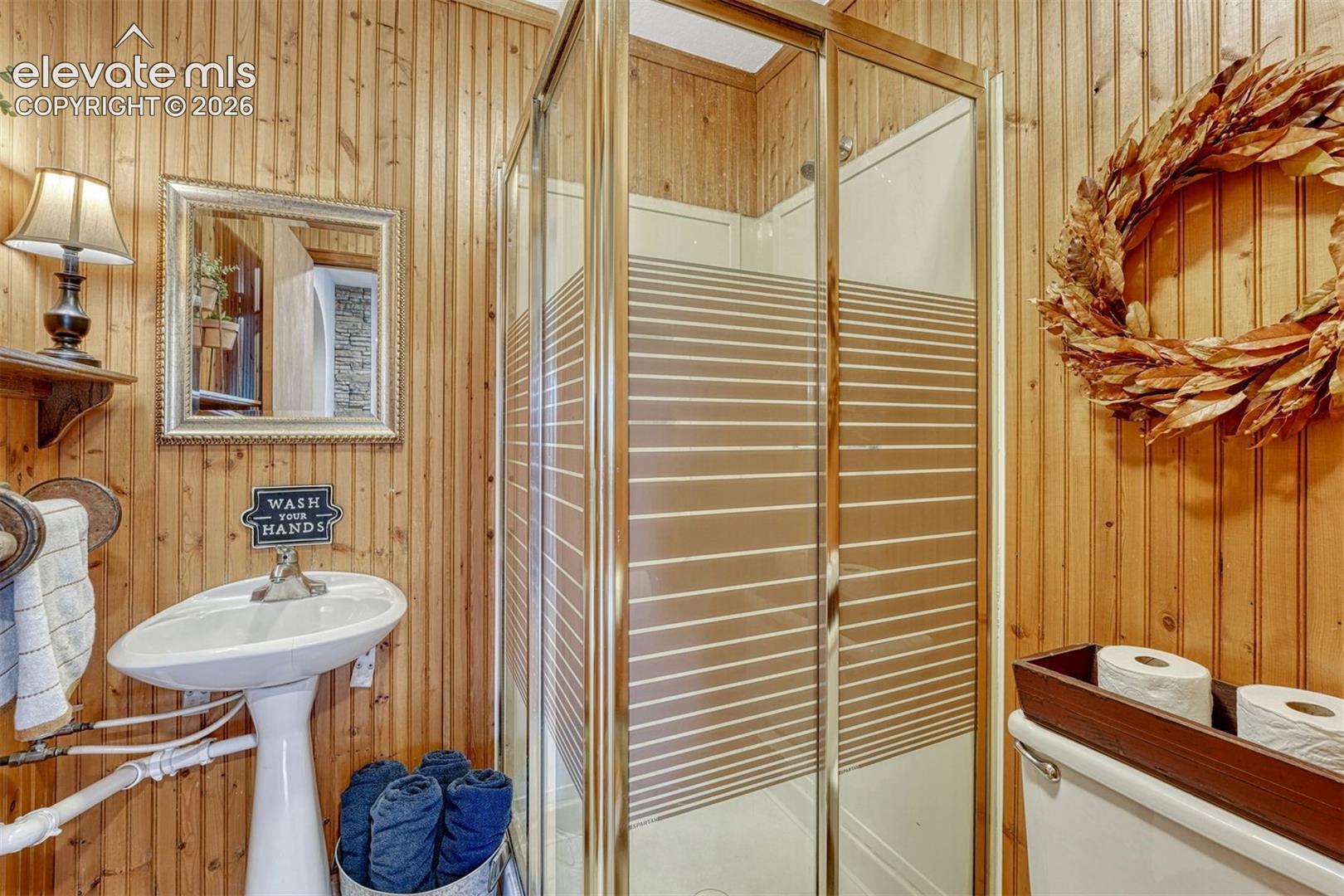 Main Level 3/4 Bathroom