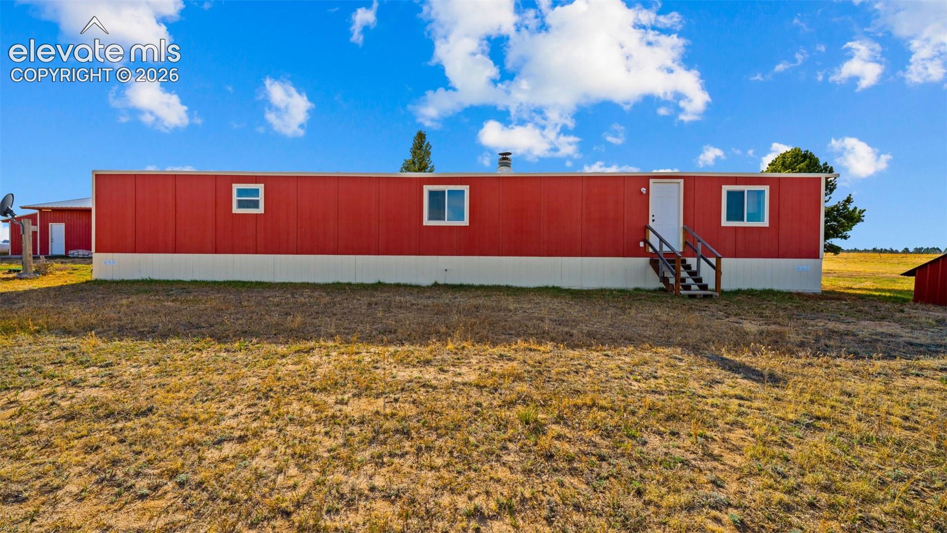 Photo 8 of 37155 E Jones Road, Yoder