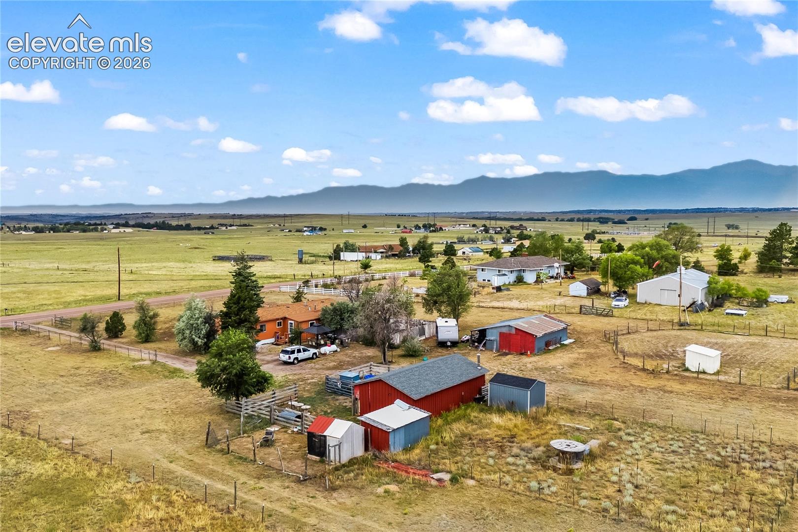 Photo 6 of 11590 Garrett Road, Peyton