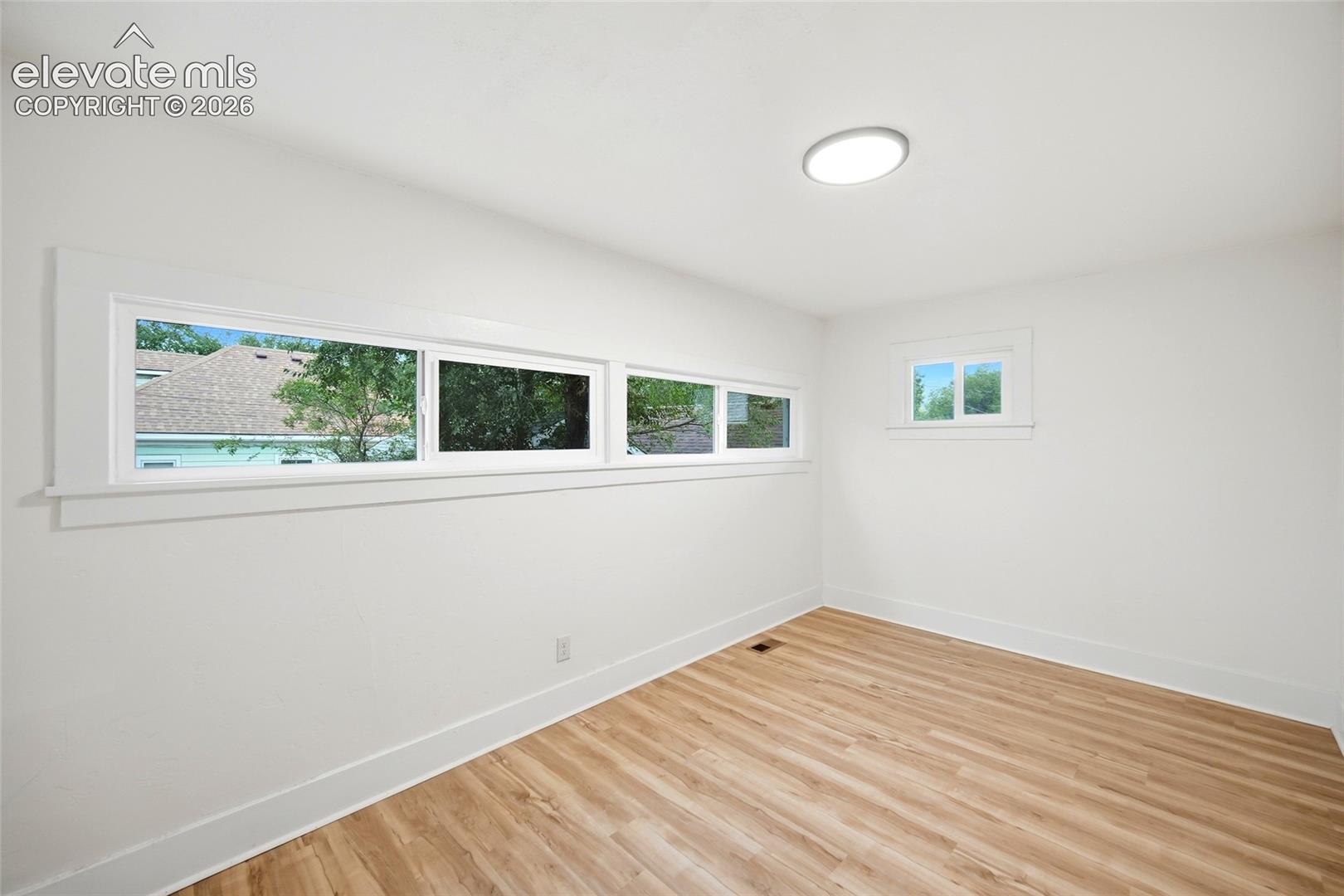 Photo 17 of 947 E Costilla Street, Colorado Springs