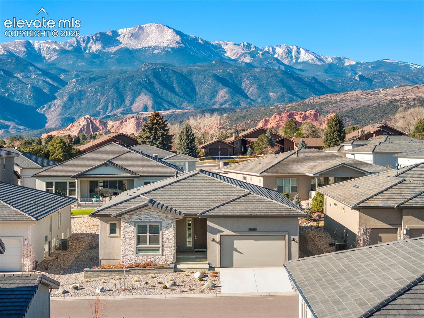 3474 Crest Hollow Vw, Colorado Springs, CO 80904