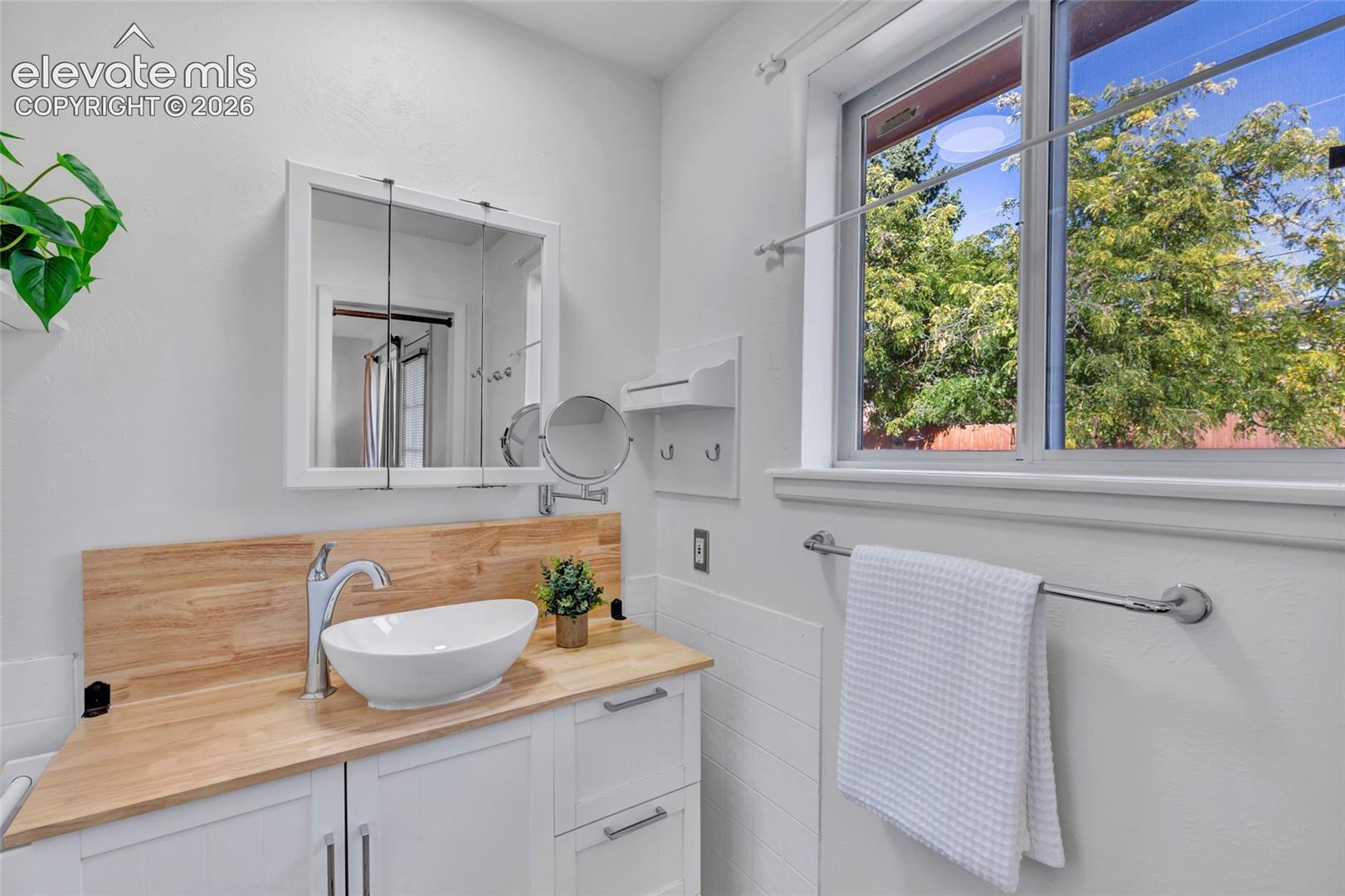 Photo 25 of 1604 Westmoreland Road, Colorado Springs
