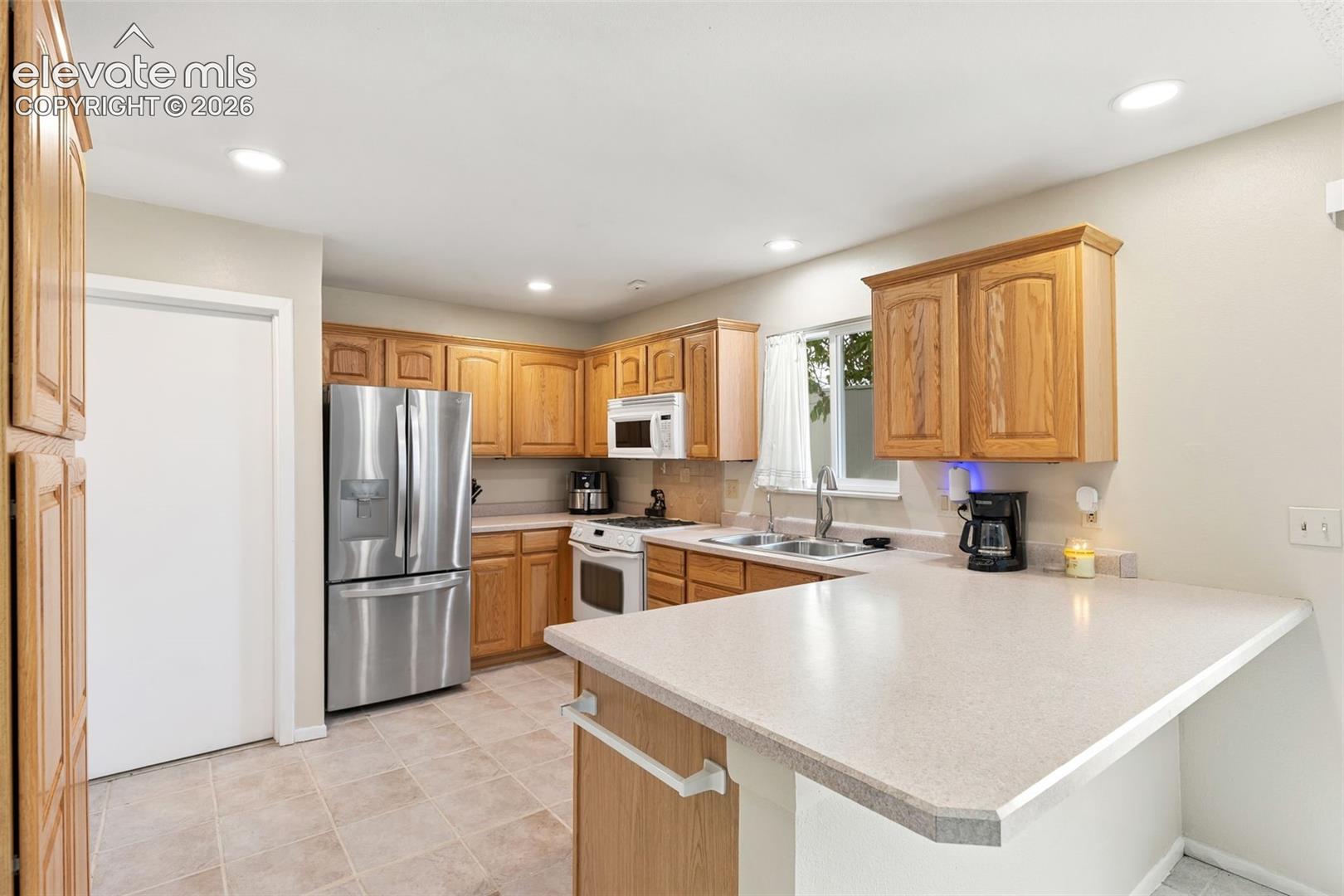 Photo 12 of 882 San Antonio Place, Colorado Springs