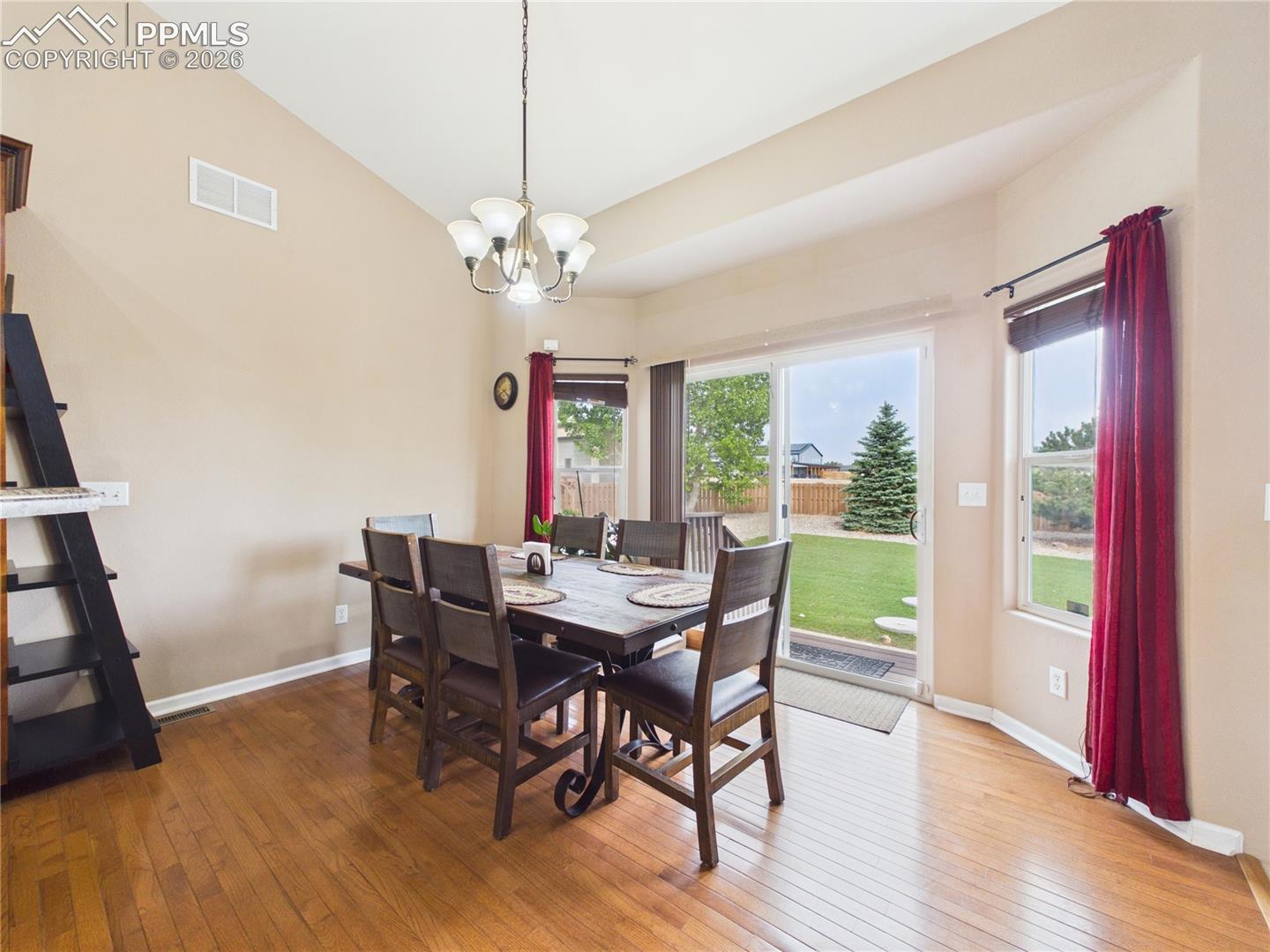 Photo 10 of 553 S Saunders Drive, Pueblo West