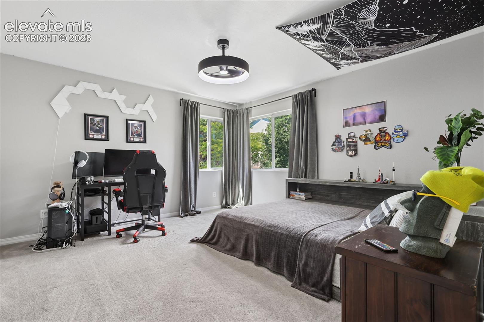 Upper N/W corner bedroom