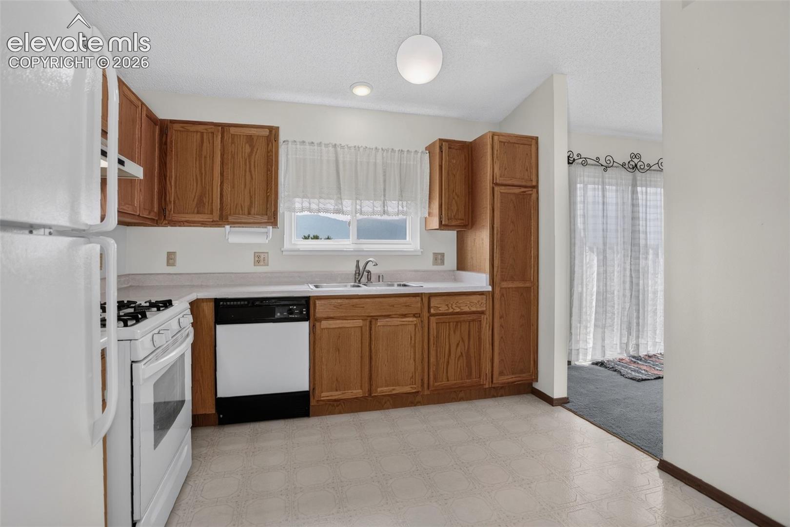 Photo 22 of 5230 Bradley Circle, Colorado Springs