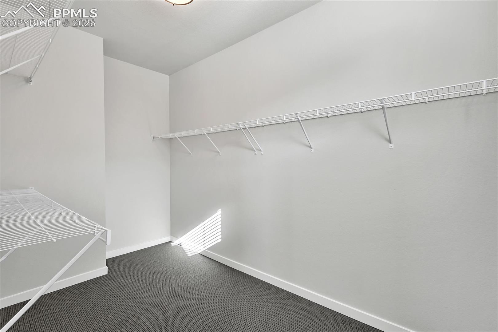 Upper level unit