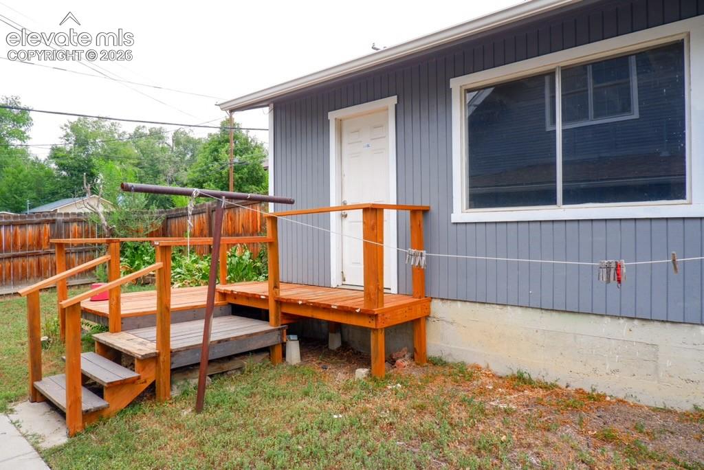 detached garage