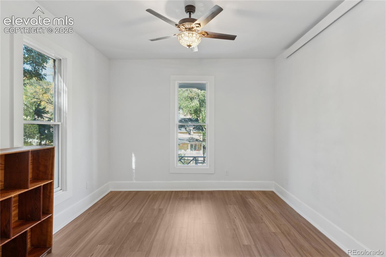 Main-level flat 2nd
bedroom