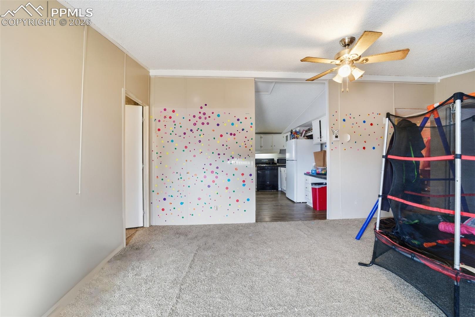 Photo 10 of 2935 Blue Spruce Drive, Colorado City