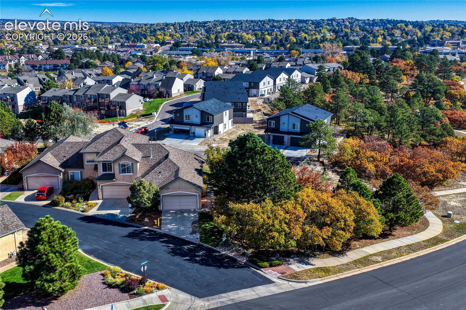 Private location bordering natural scrub oak parkland in the Sonnet Springs community
