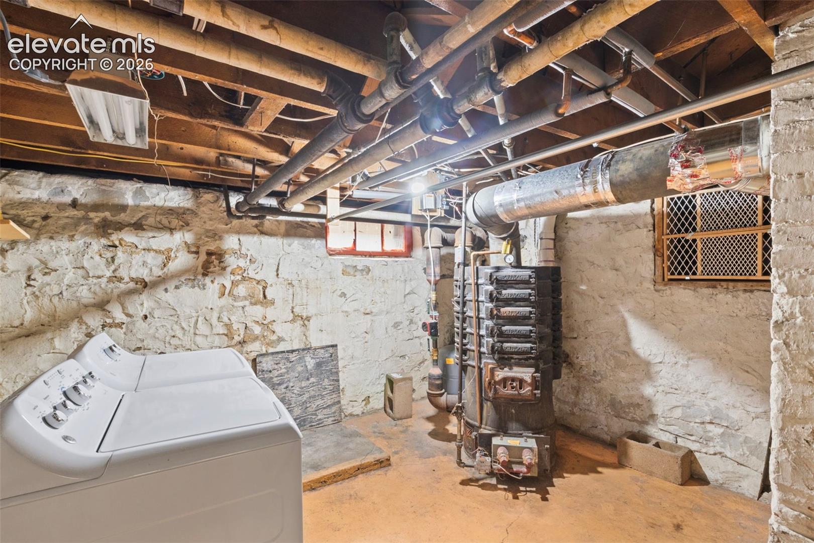 Laundry room for main unit
