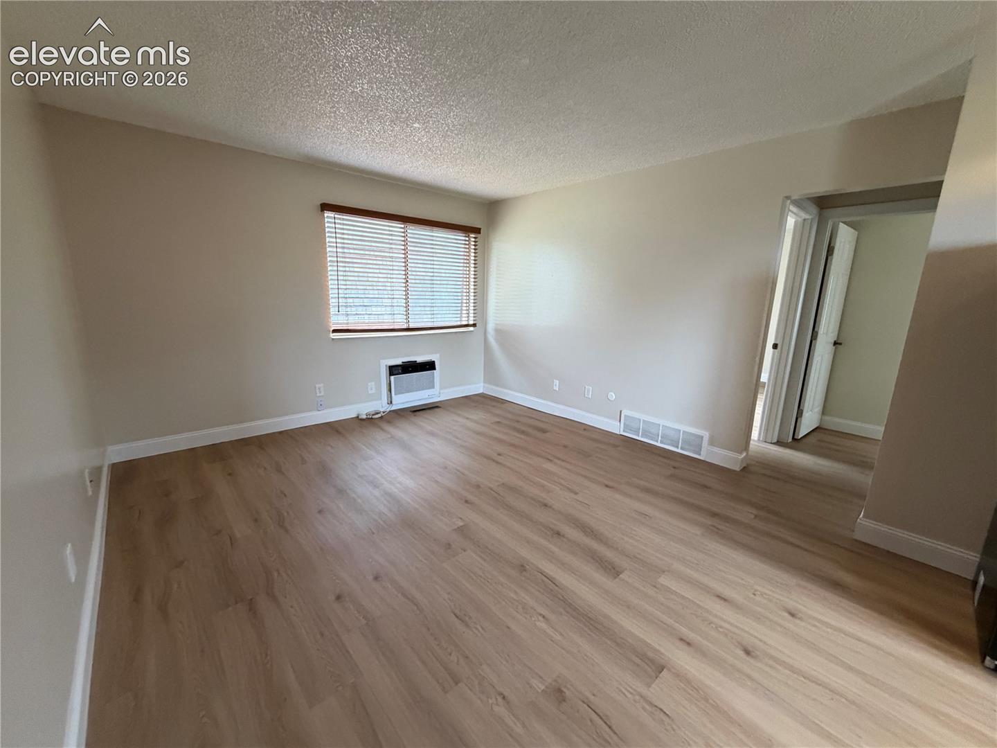 2959 Mesa Rd #C, Colorado Springs, CO 80904