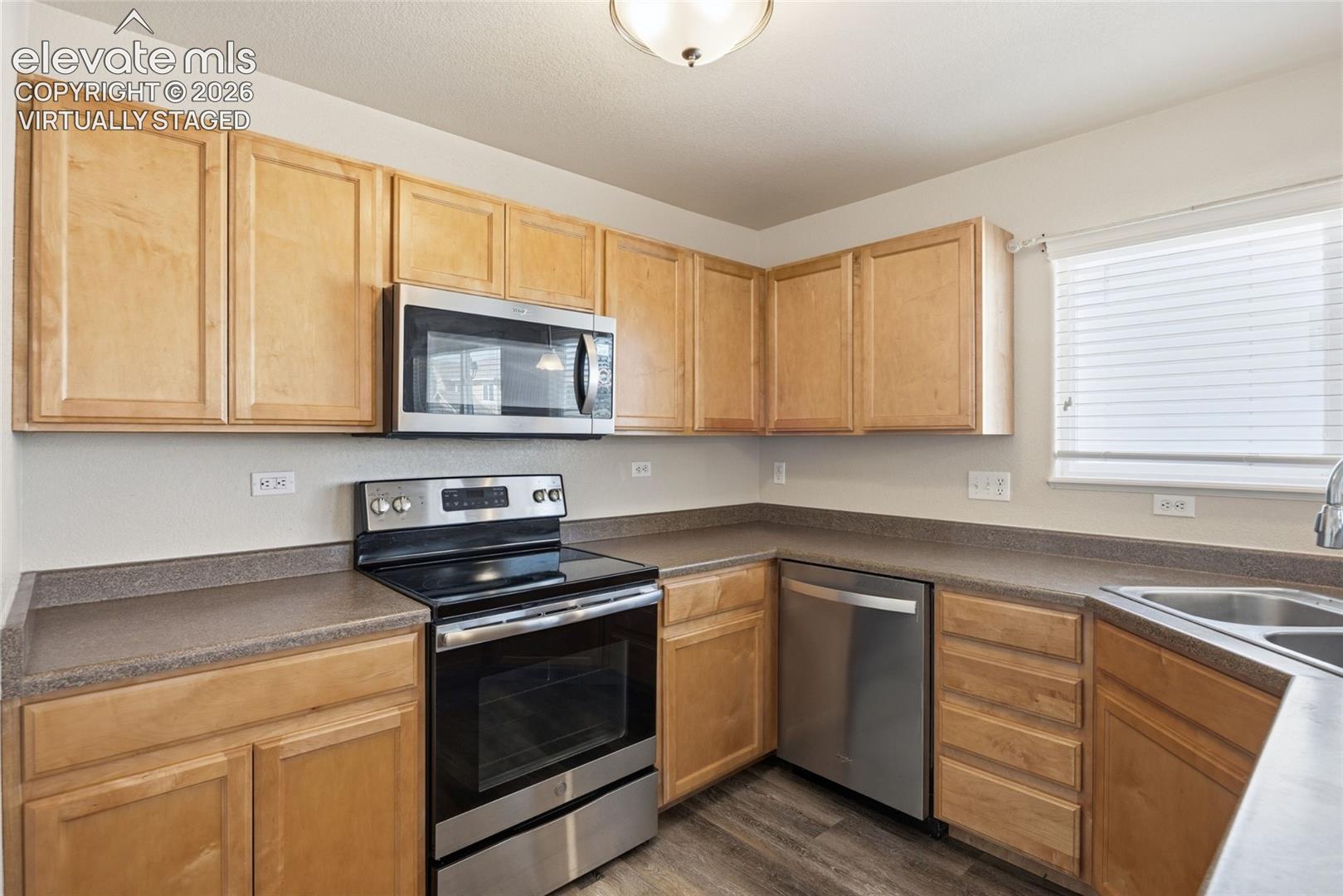 6111 Passing Sky Dr, Colorado Springs, CO 80911
