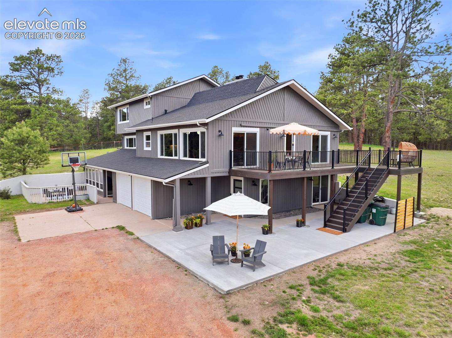 14880 W Kiowa Creek Ln, Colorado Springs, CO 80908