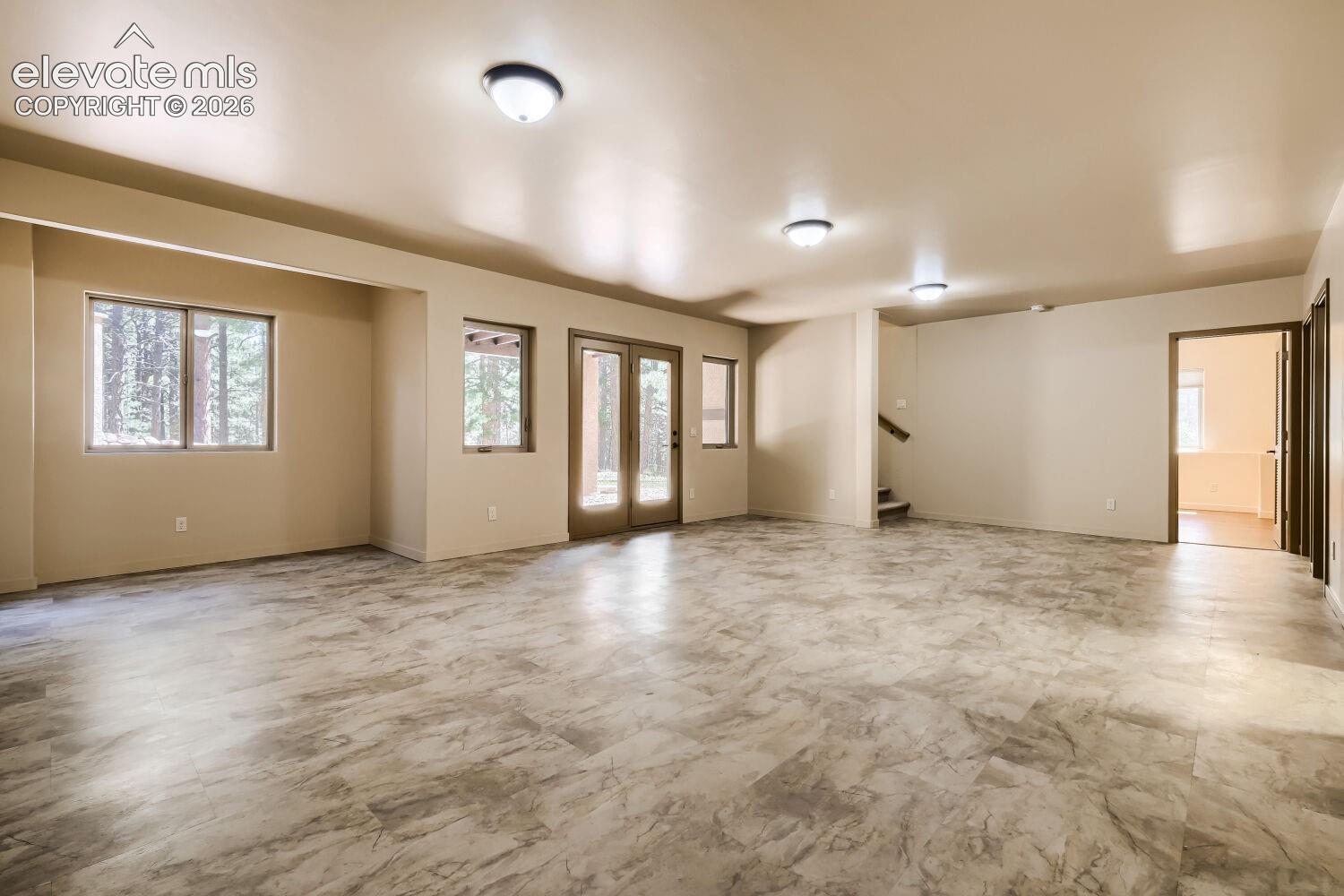 Huge family room with walk out