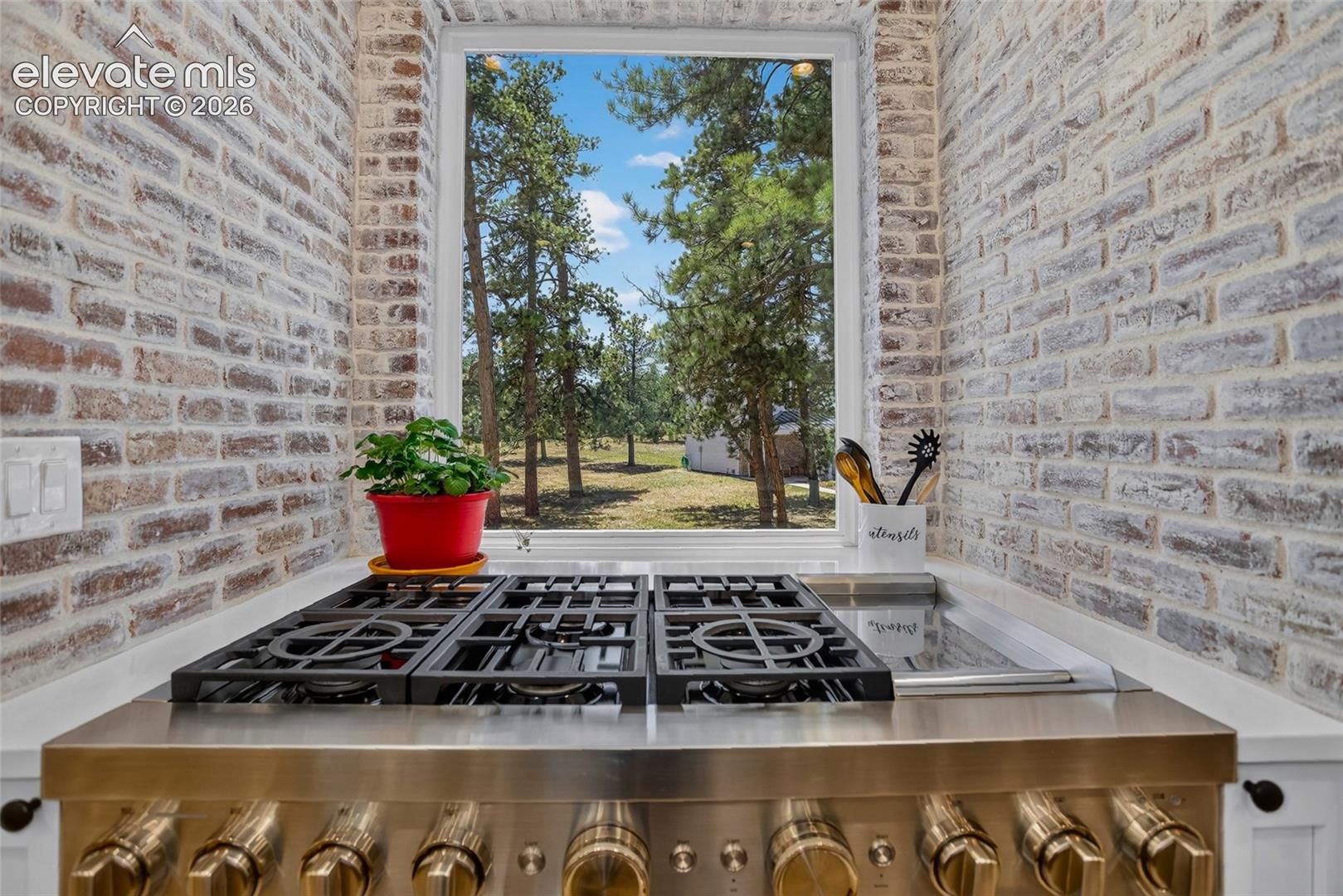48" gas range w/ griddle