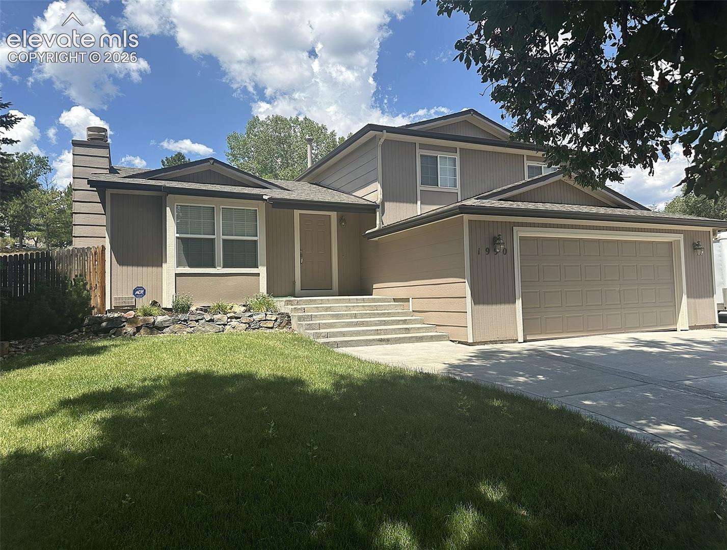 1990 Powder River Dr, Colorado Springs, CO 80919