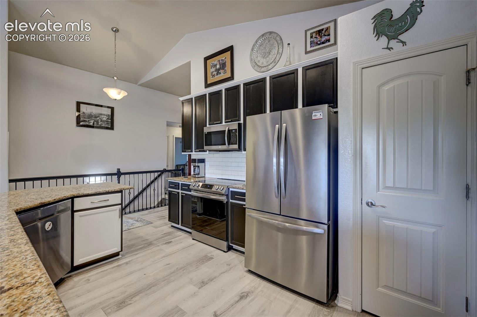 Photo 9 of 13713 Park Meadows Drive, Peyton