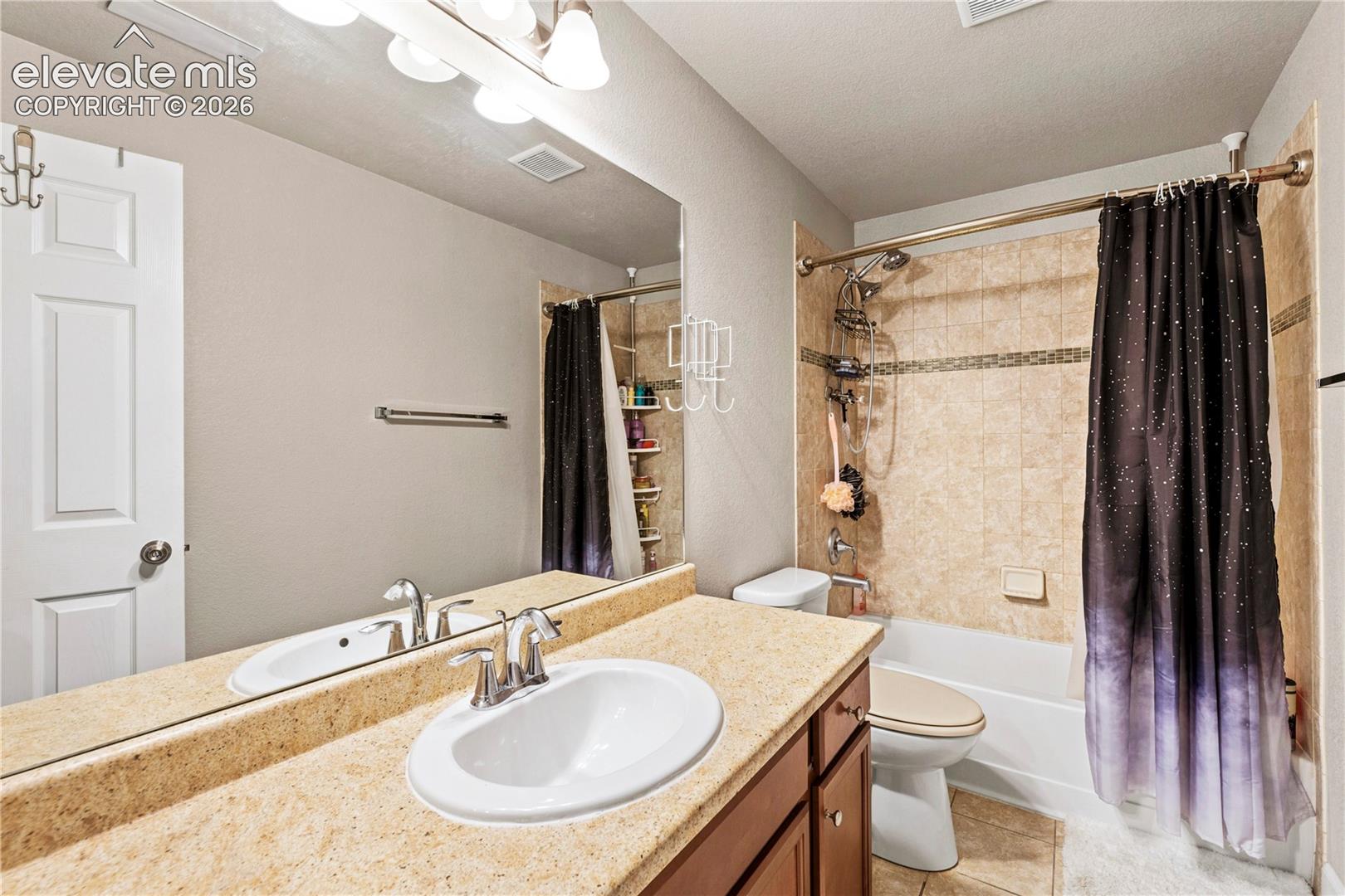 Full bathroom in basement