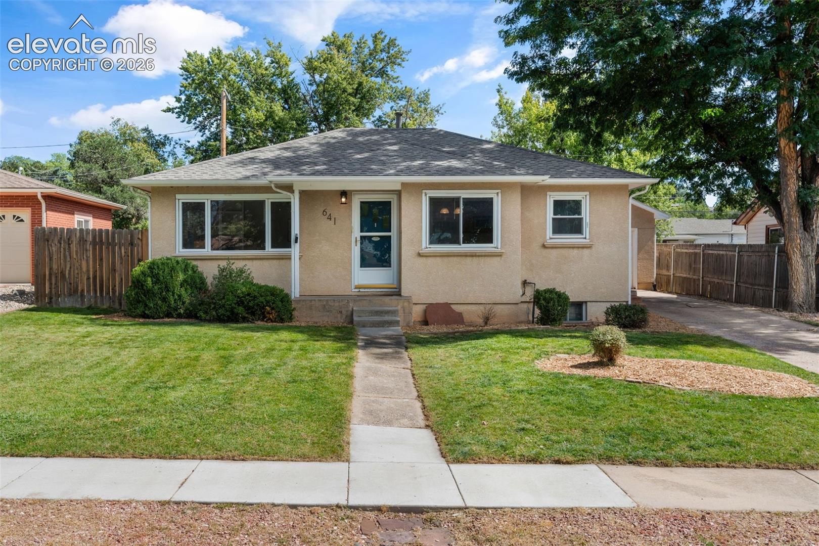 641 Glen Eyrie Circle