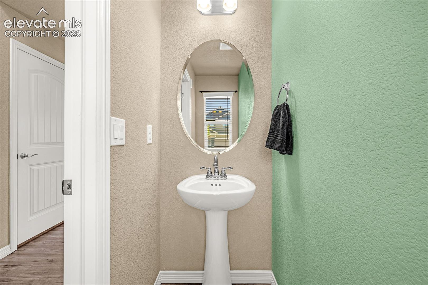Photo 7 of 10924 Nolin Drive, Colorado Springs