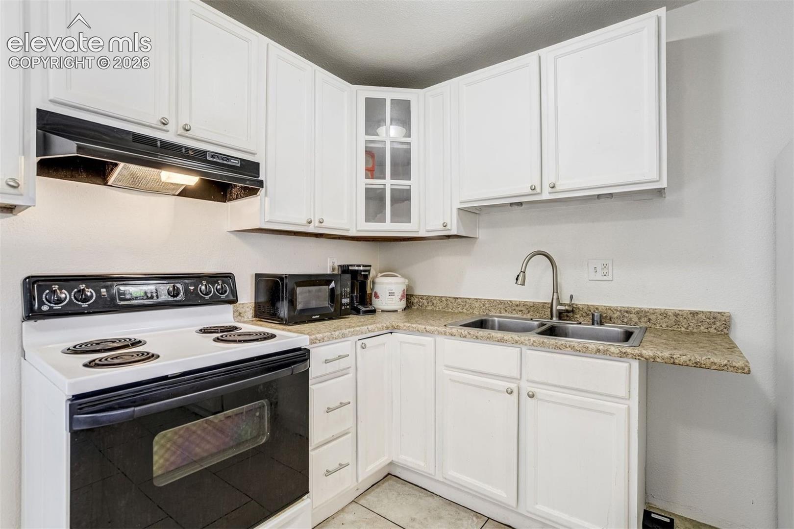 Photo 14 of 3415 Bridgewood Lane, Colorado Springs