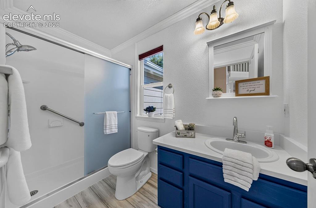 Main level 3/4 bathroom