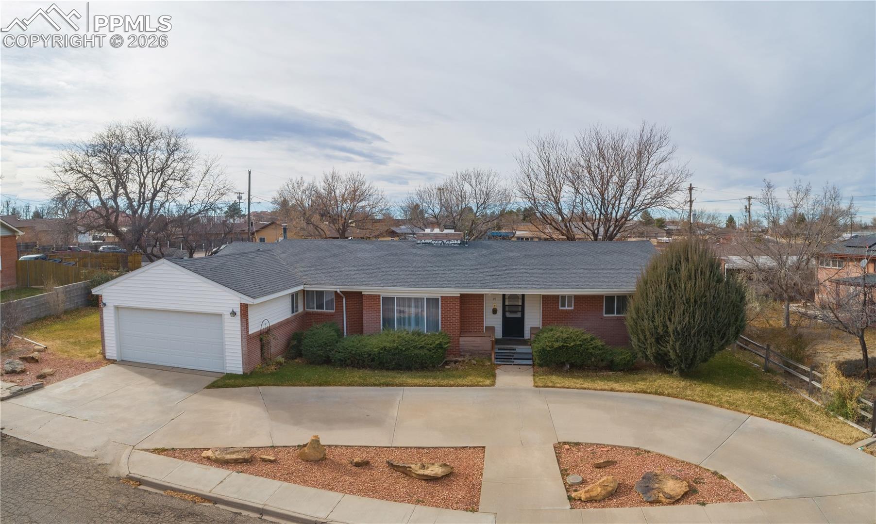 77 Circle Dr, La Junta, CO 81050