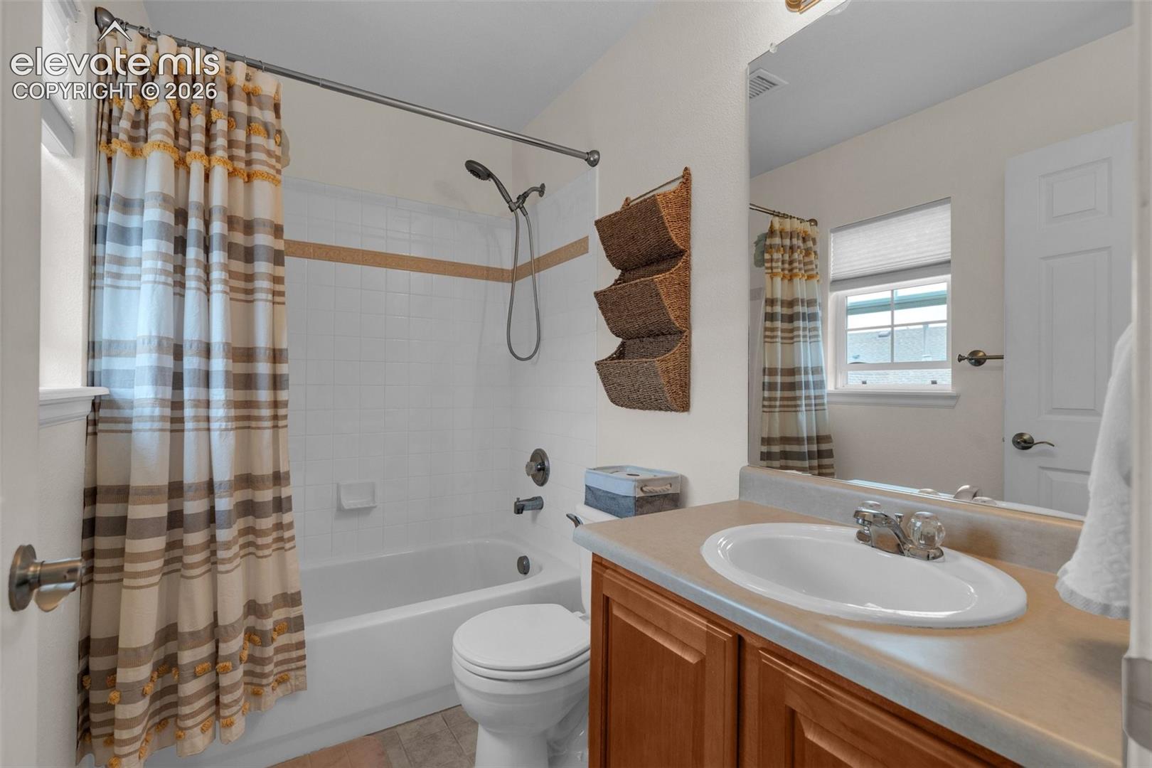 Ensuite Bathroom with 2nd Bedroom