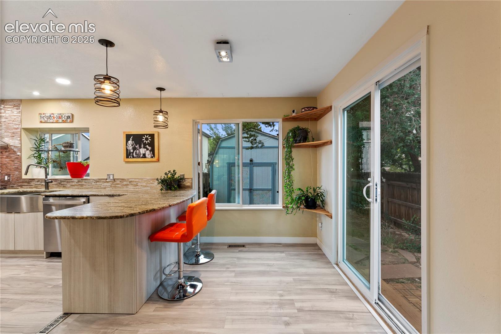 Eat in kitchen area