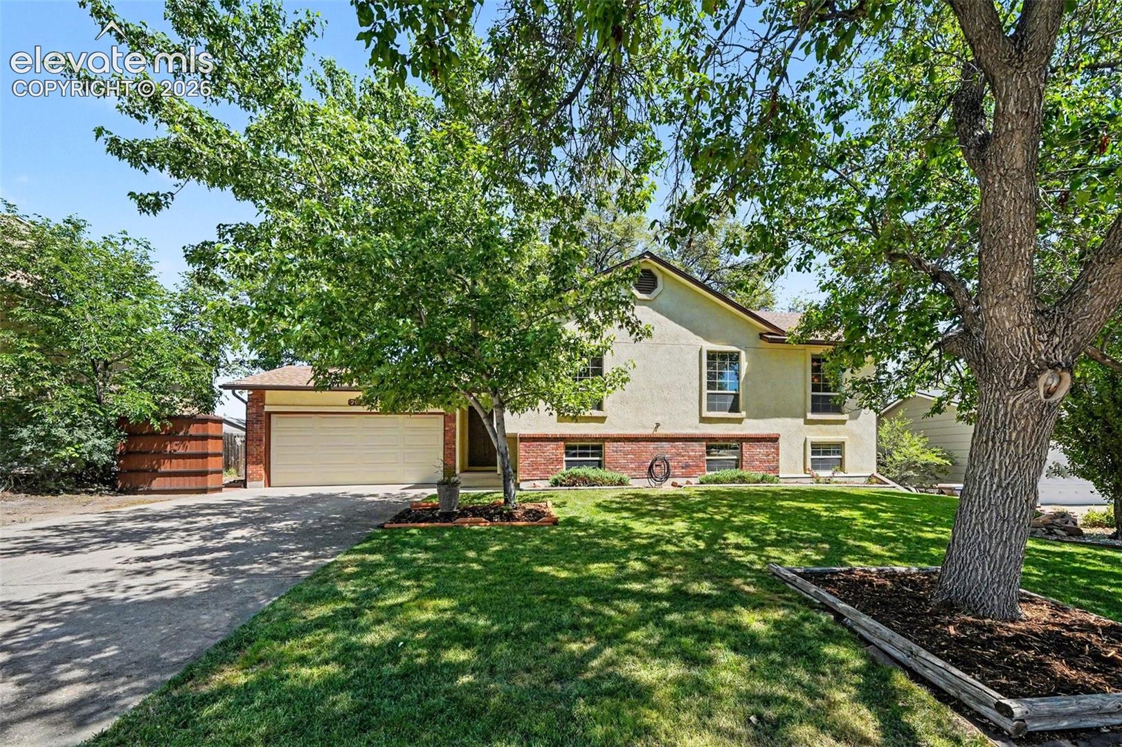 2910 Mirage Dr, Colorado Springs, CO 80920