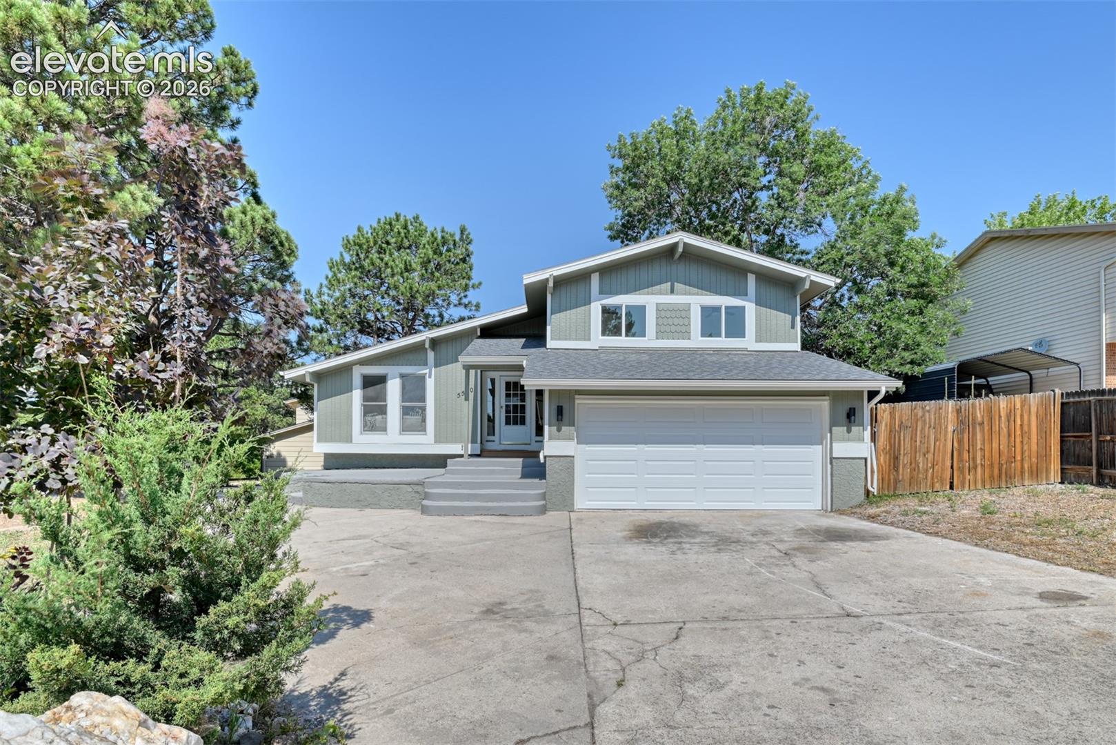 5550 Del Paz Dr, Colorado Springs, CO 80918