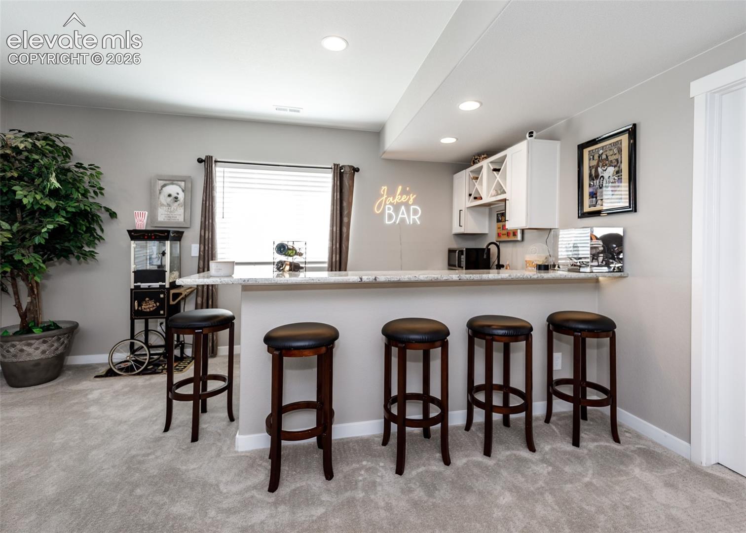 Wet Bar in family room