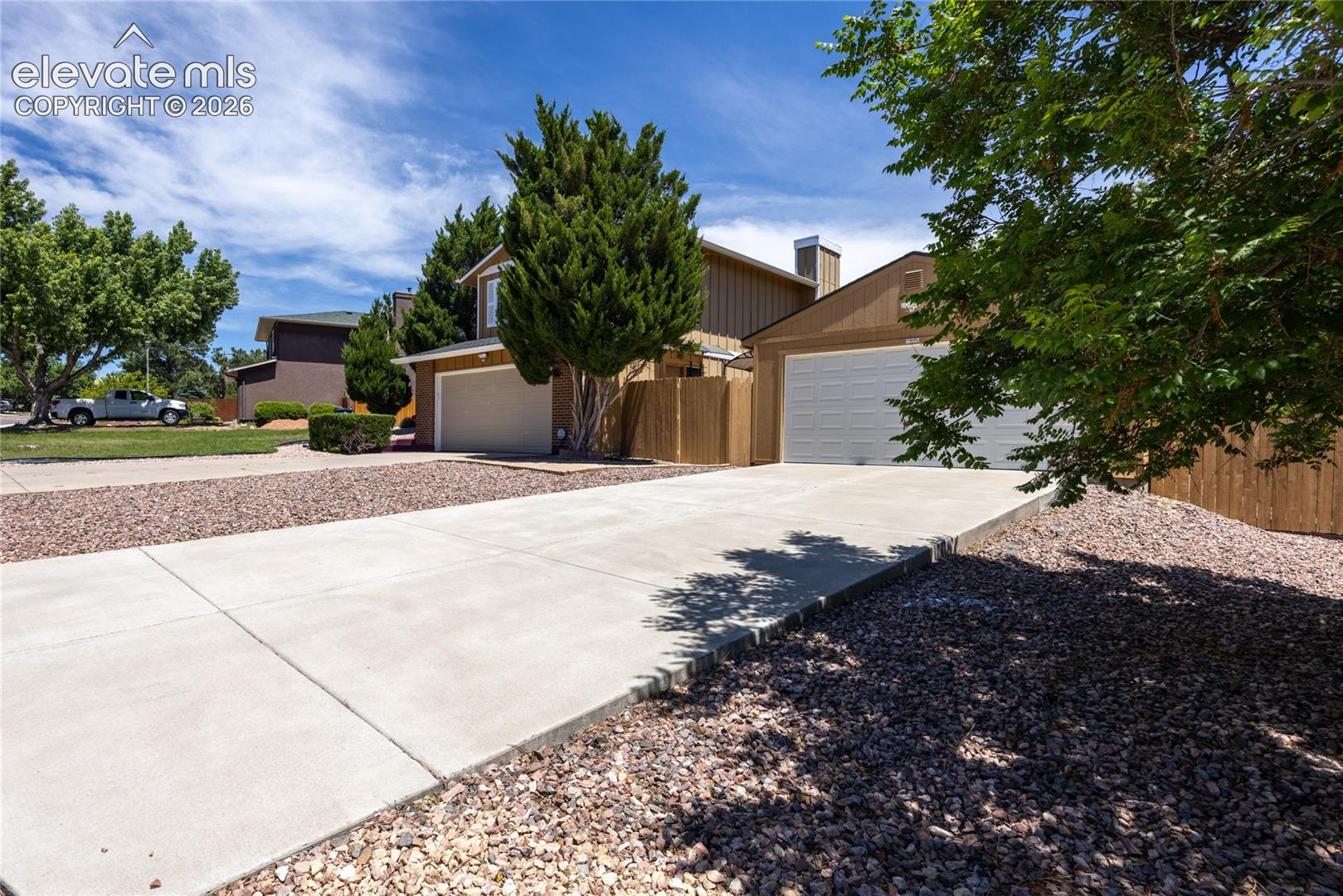 3433 Oak Creek Dr, Colorado Springs, CO 80906