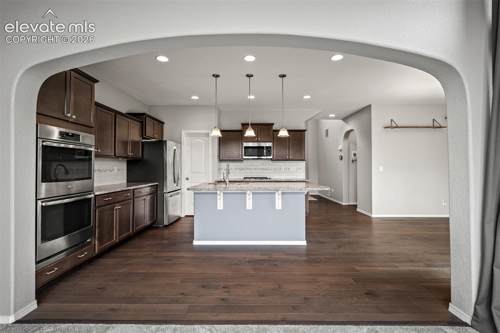 7242 Lewis Clark Trail