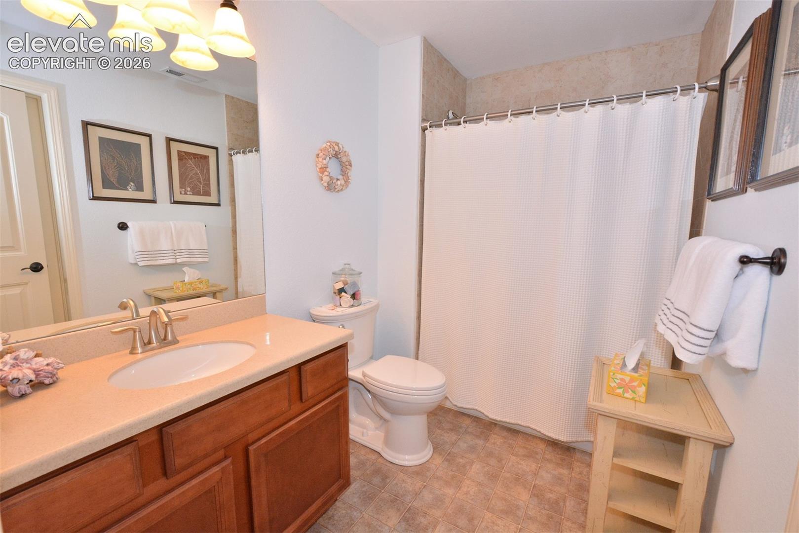 Full bathroom in basement