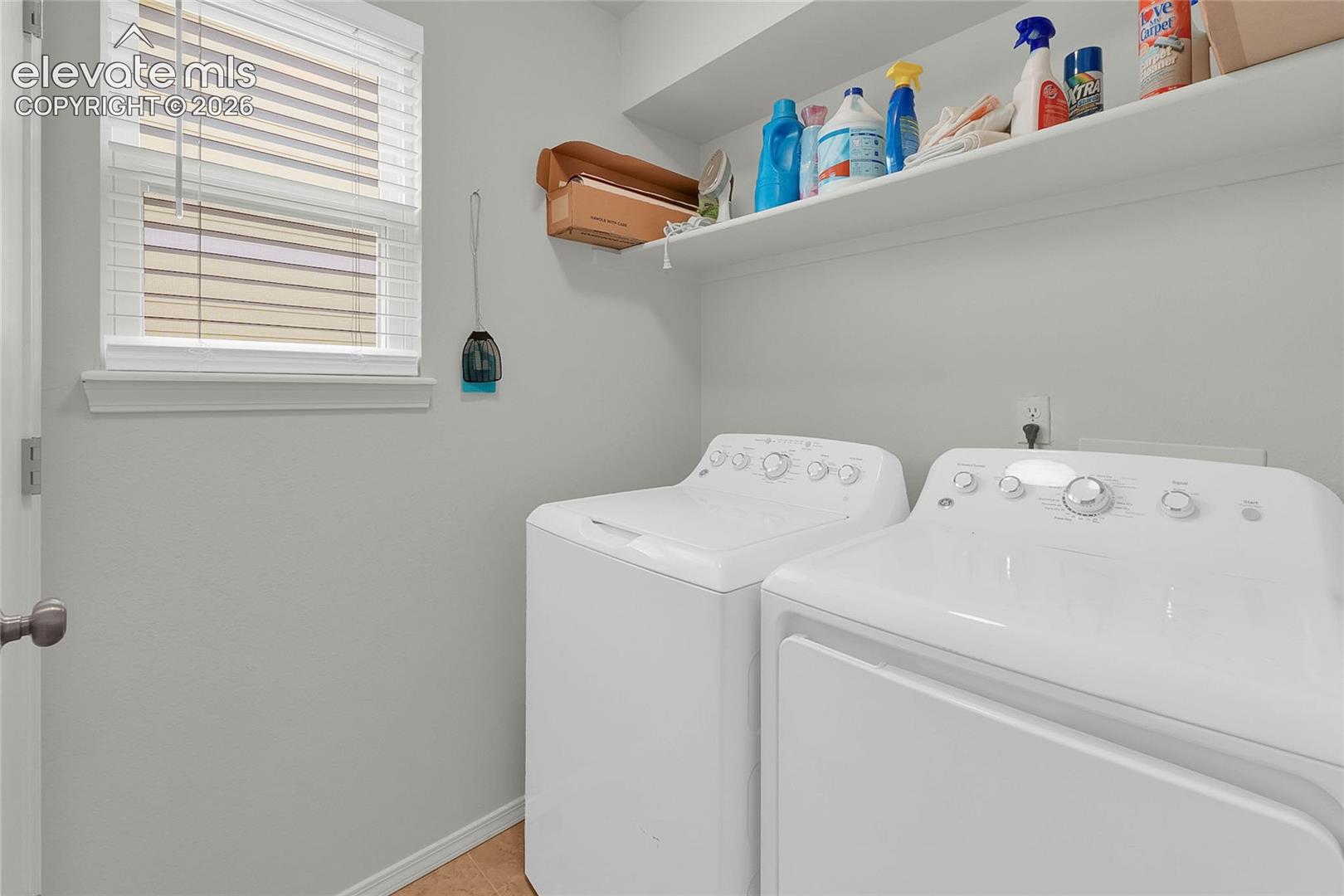 Laundry - Main level