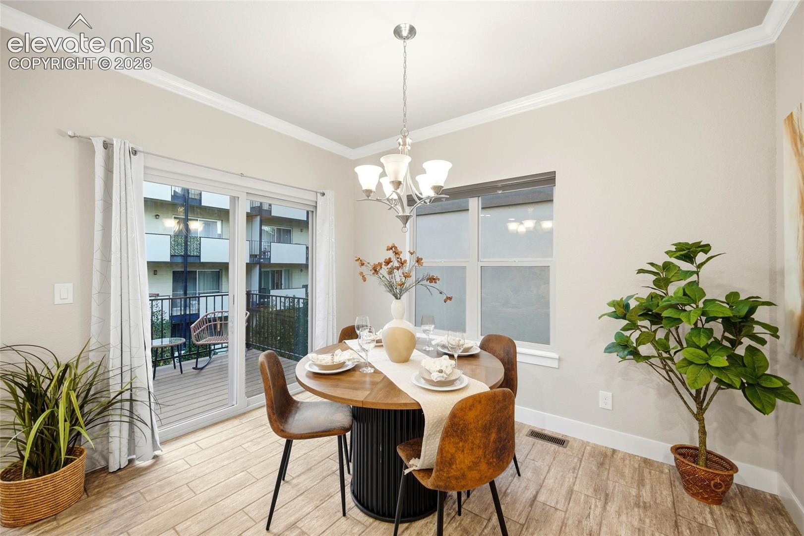 Dining area with slider to the deck