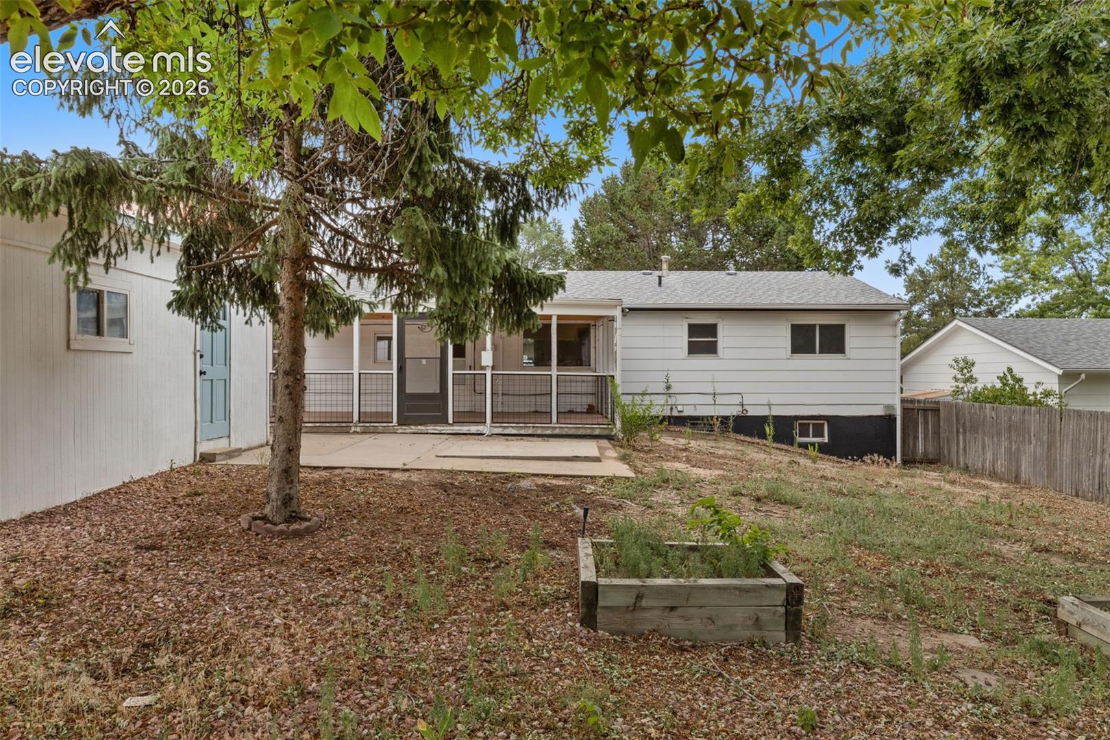 28 Frost Ln, Colorado Springs, CO 80916