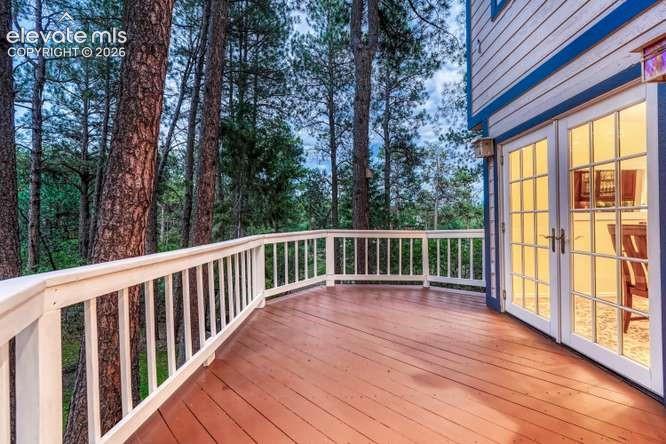 deck outside of the dining room