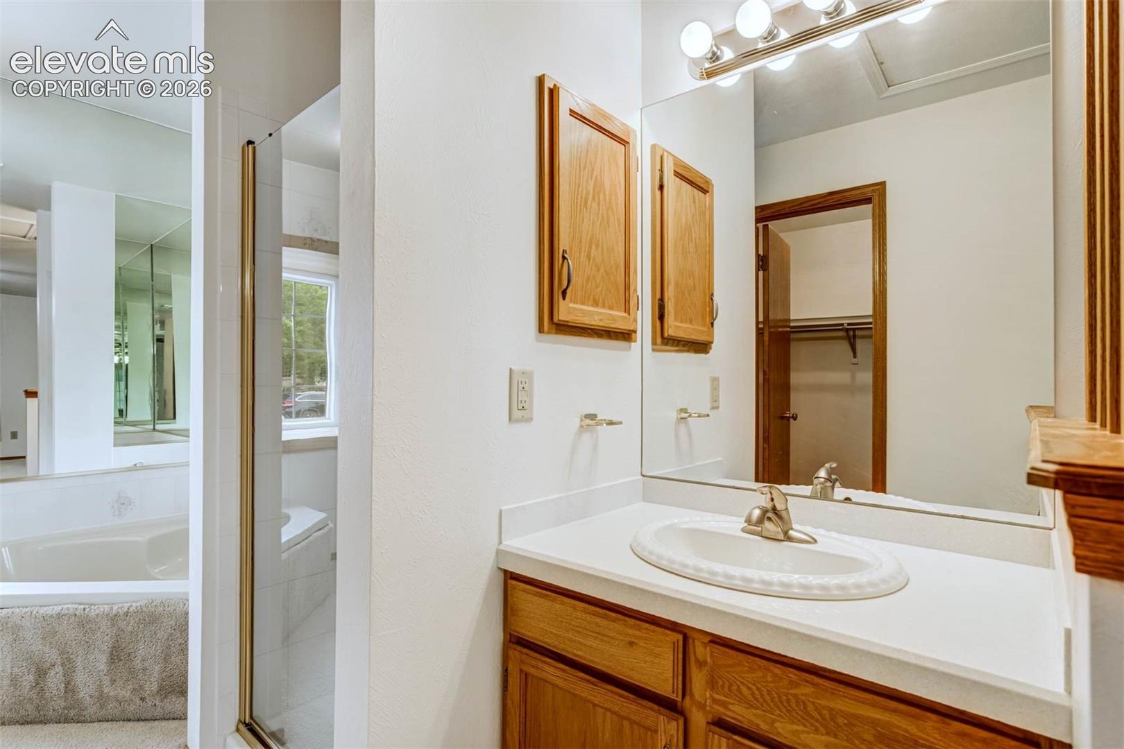 Photo 21 of 2170 Heatherdale Drive, Colorado Springs