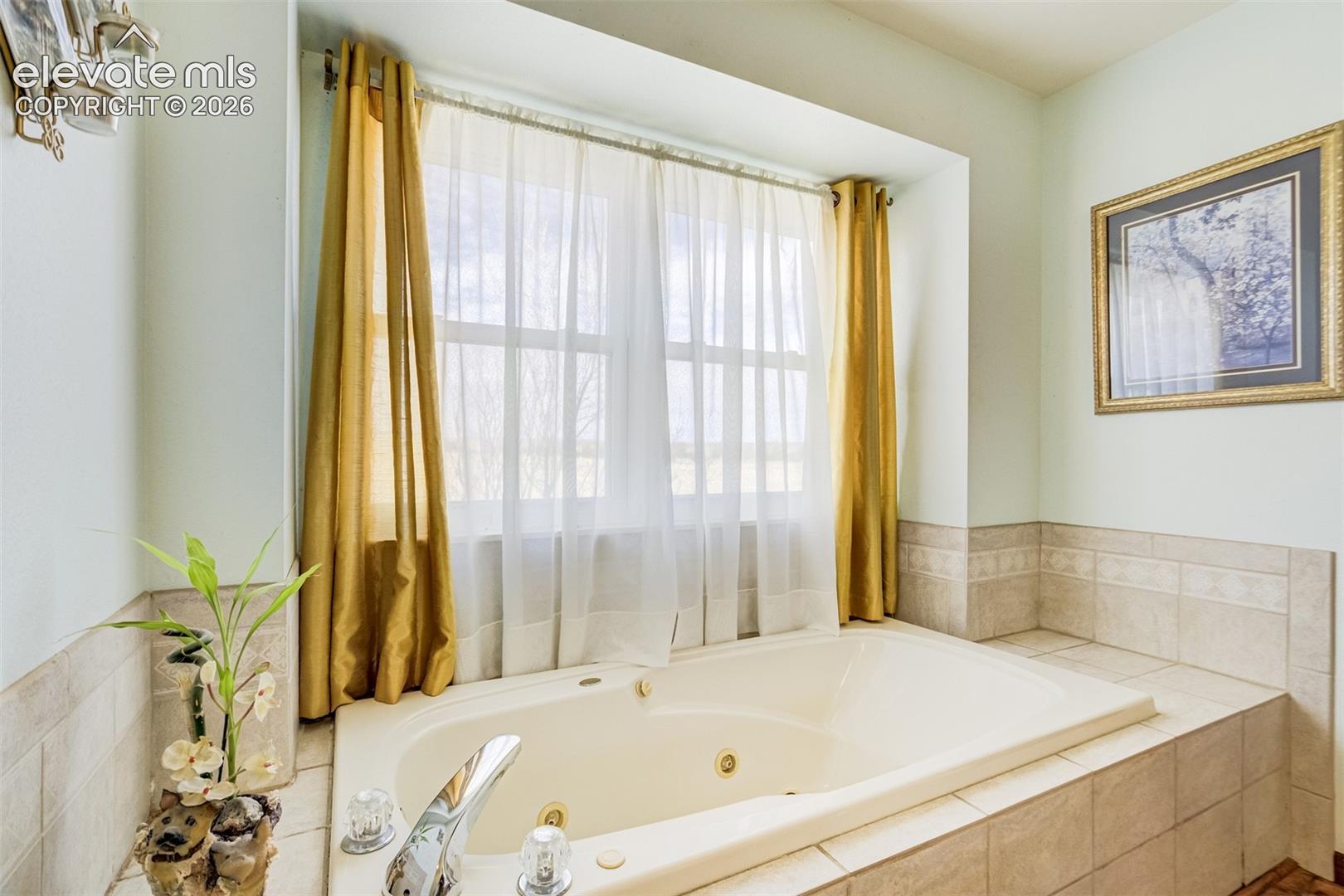 Primary bath.