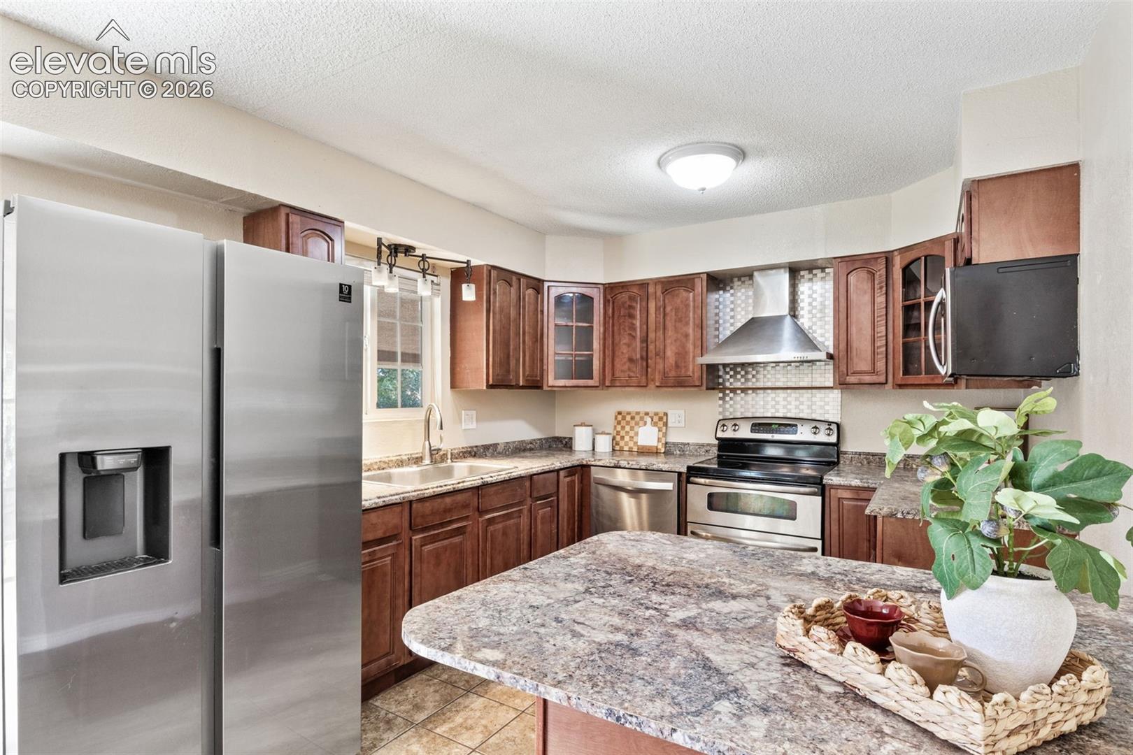 Photo 8 of 7165 White Mountain Drive, Colorado Springs