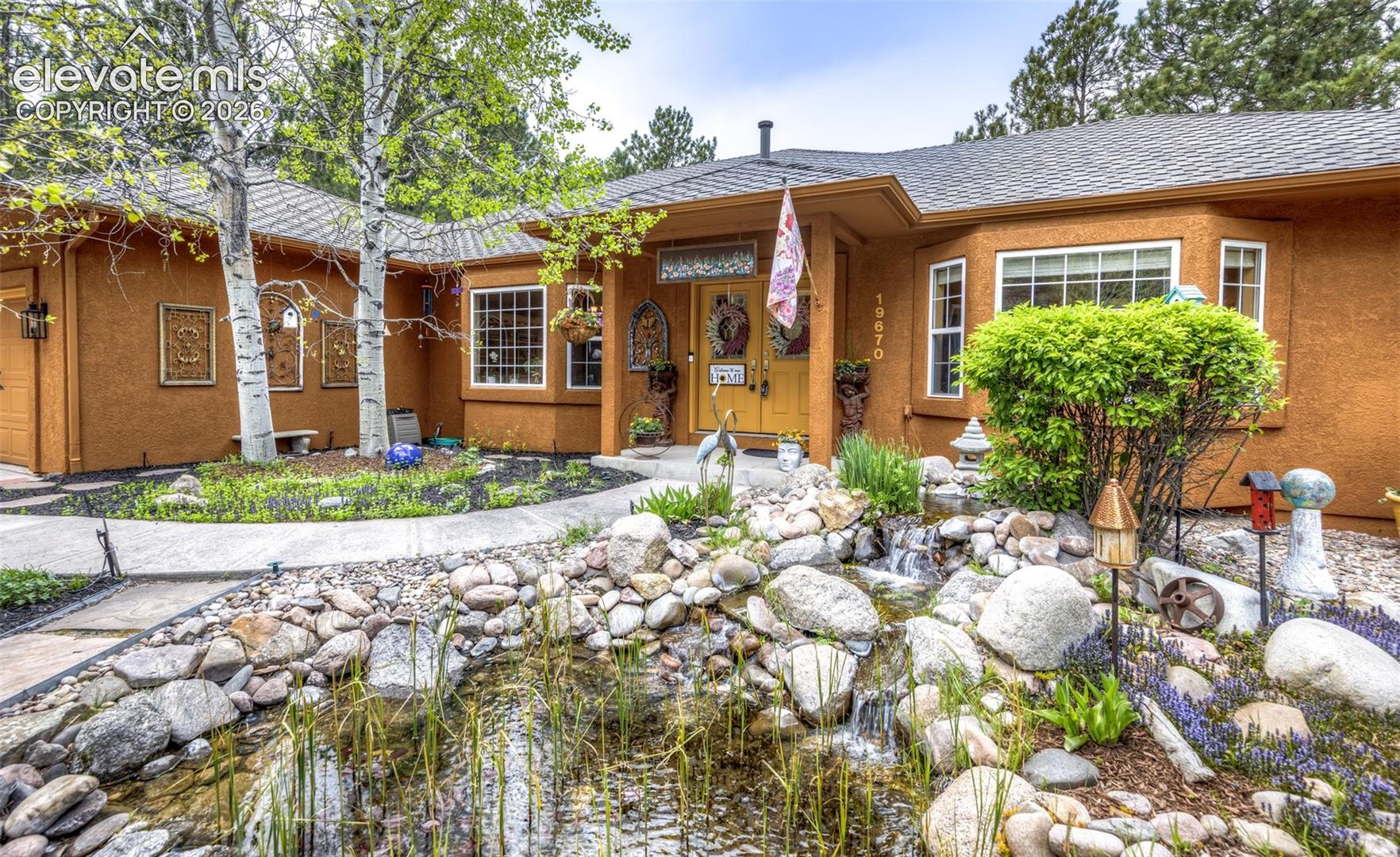 19670 Blue Clover Ln, Monument, CO 80132